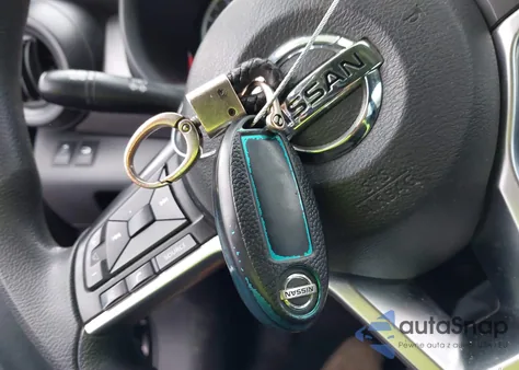 2019 Nissan Kicks S из США, поврежденный, VIN 3N1CP5CU1KL558825